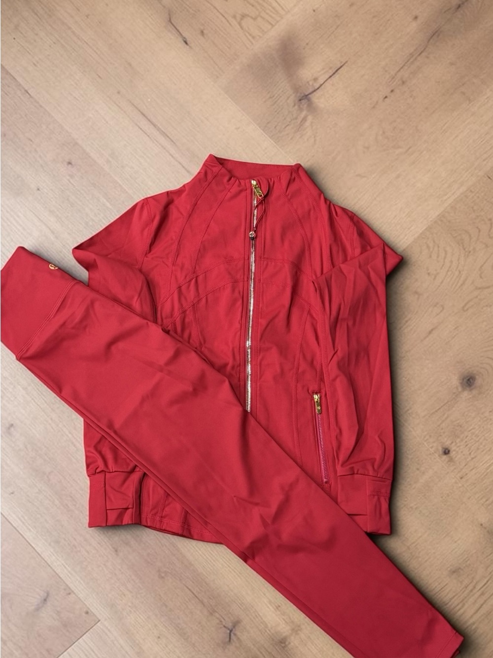Lululemon Lunar New Year Jacket & Leggings Set – Red – Brand New - Picture 5 of 6